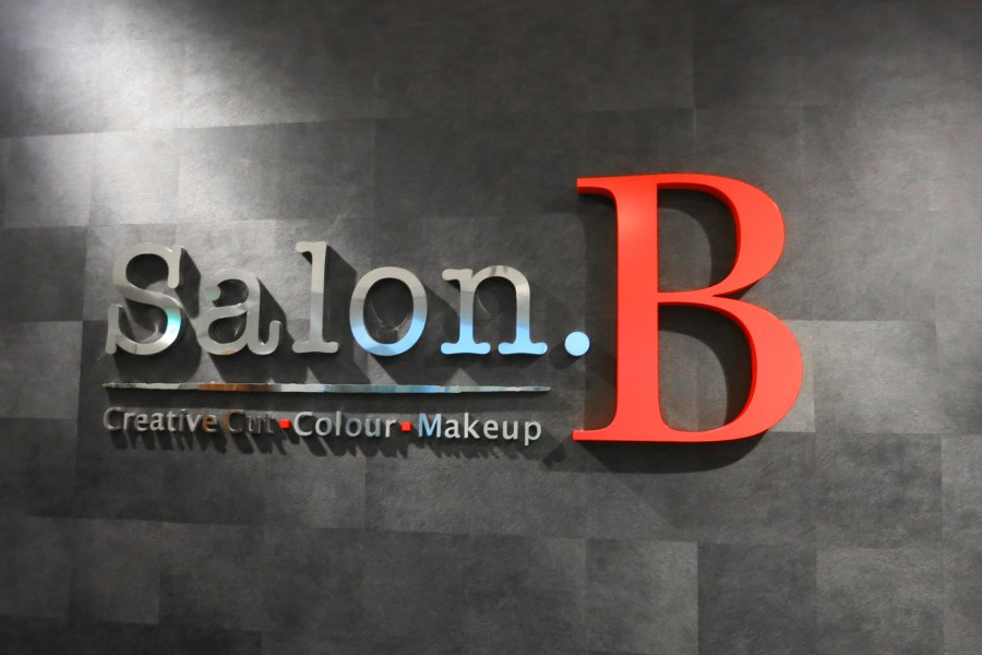 Salon. B